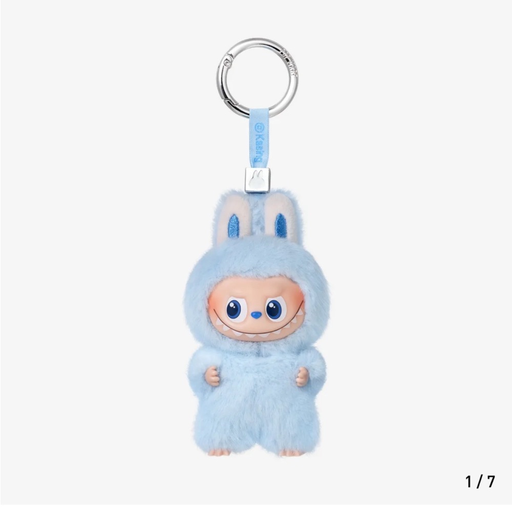 THE MONSTERS Pin for Love - Confirmed D